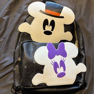 ✨Last Chance✨ 💜🖤Spooky Disney Mickey & Minnie backpack!🖤💜